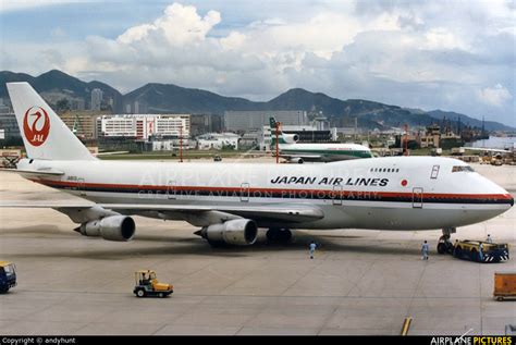 japan airlines boeing 747-200